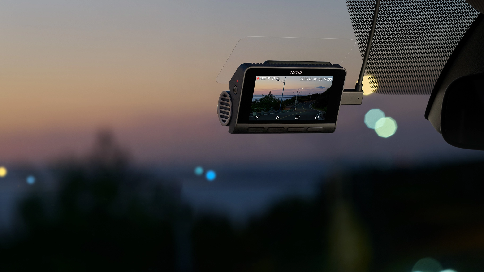 Camera auto 70Mai A810S, 4K, ecran 3 inch, GPS, HDR, ADAS, unghi 146 grade, preinregistrare, night owl vision, slot card, microfon si difuzor, control prin aplicatie [5]