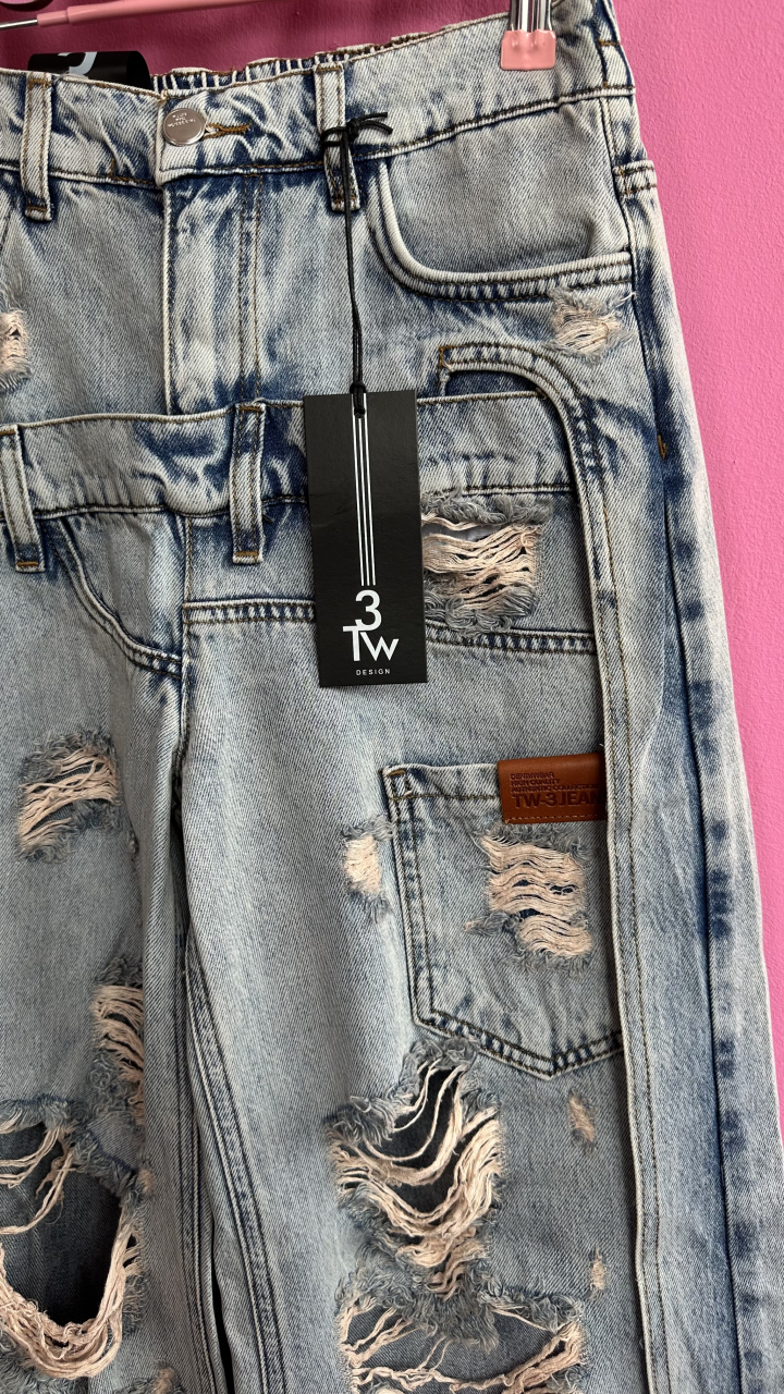 BLUGI OVERSIZED RUPȚI CU EFECT VINTAGE ALESSI [2]