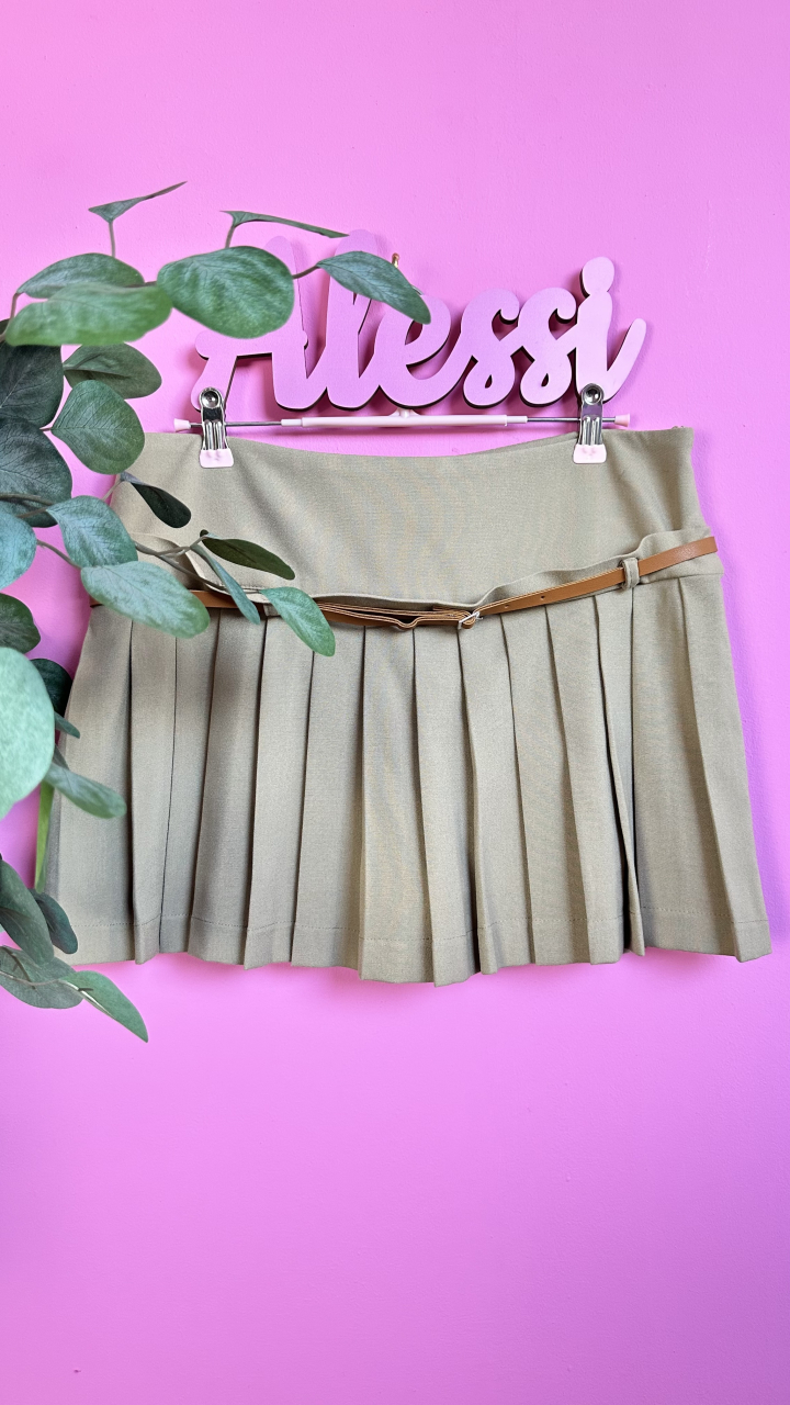 Camel Vibes – Fusta-pantalon care fură privirile ALESSI [1]