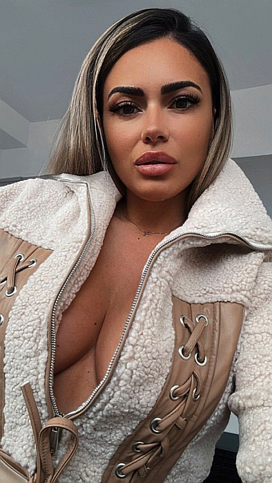 COJOCEL SCURT BEJ CU DETALII DIN PIELE ECO MARO ALESSI [3]