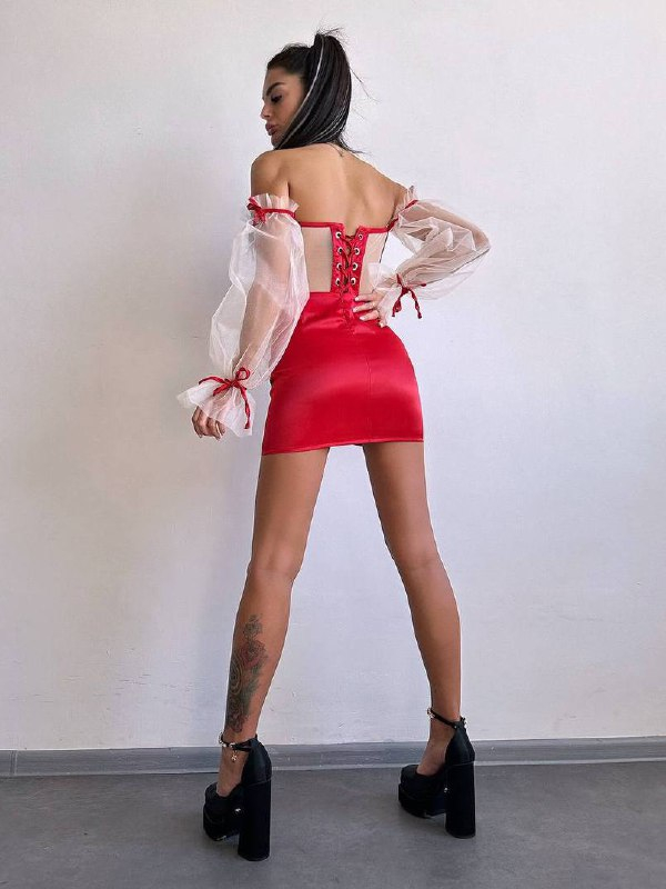 Compleu Elegant cu Corset Nude și Mâneci din Tulle Red ALESSI [4]