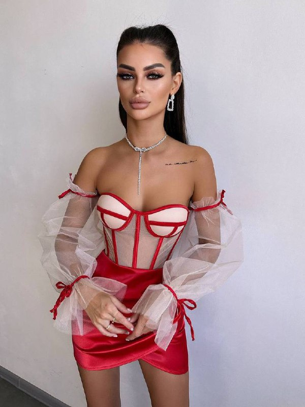 Compleu Elegant cu Corset Nude și Mâneci din Tulle Red ALESSI [6]