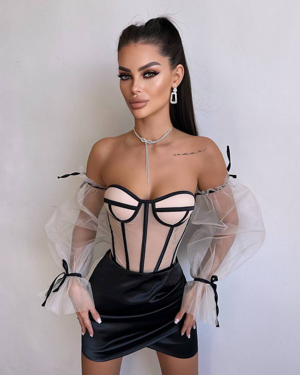 Compleu Elegant cu Corset Nude și Mâneci din Tulle Black ALESSI [7]
