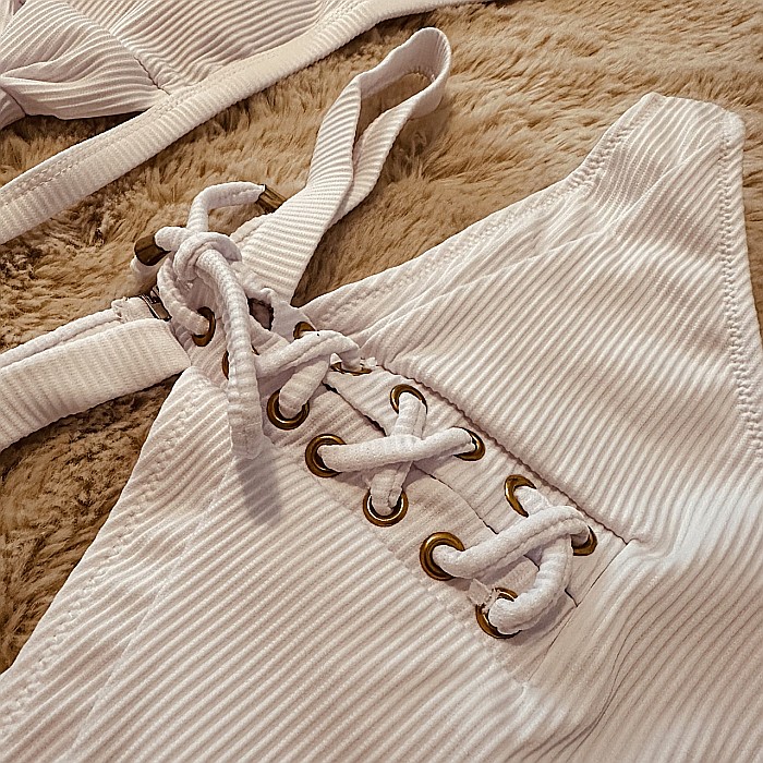 COSTUM DE BAIE 2 PIESE ALB EDEN CU ȘNUR ȘI TEXTURĂ FINĂ ALESSI [3]