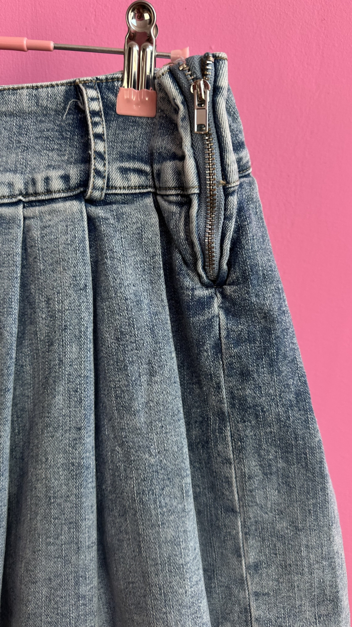 Skirt Me Baby – Fusta-pantalon din denim cu dantelă [5]