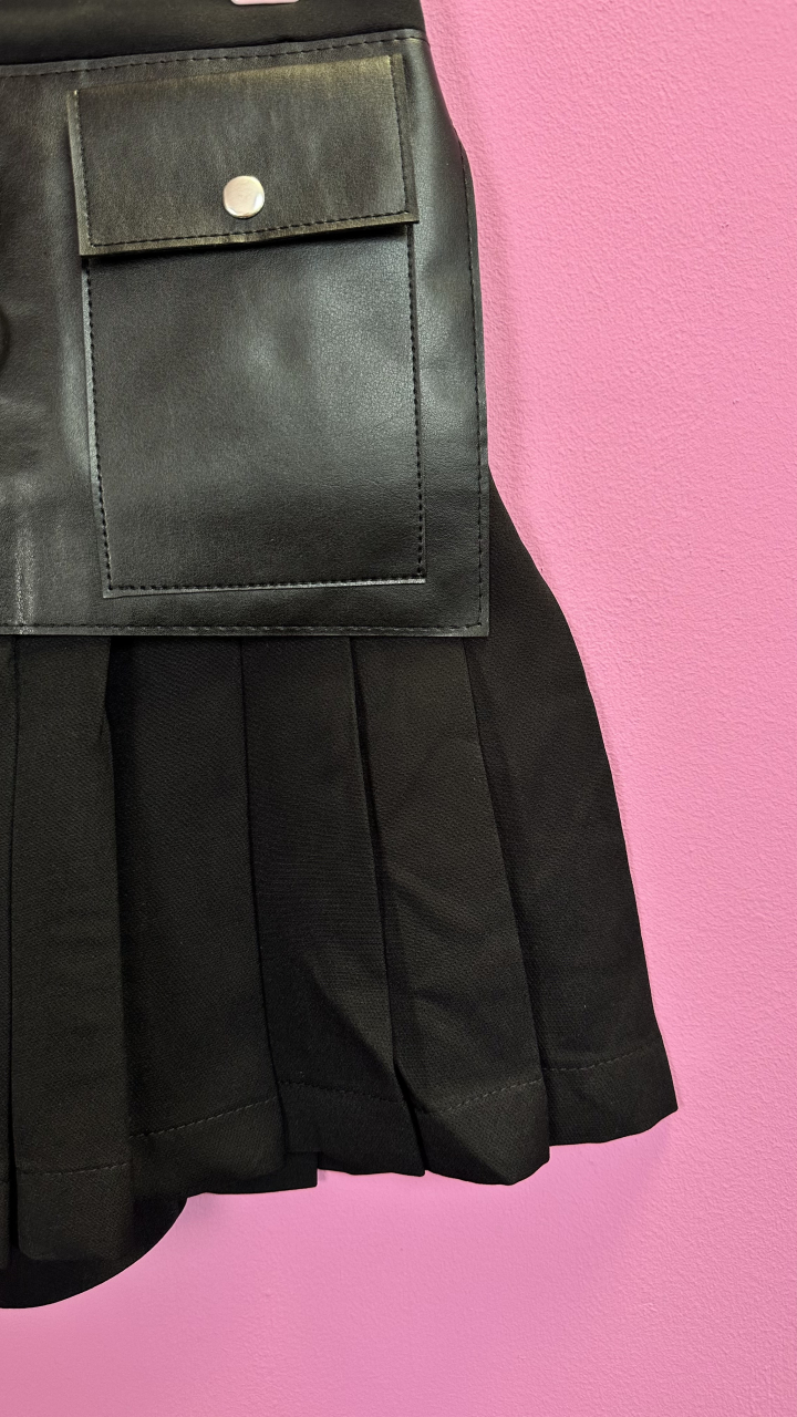 Rebel Edge – Fusta care face legea în outfit ALESSI [2]