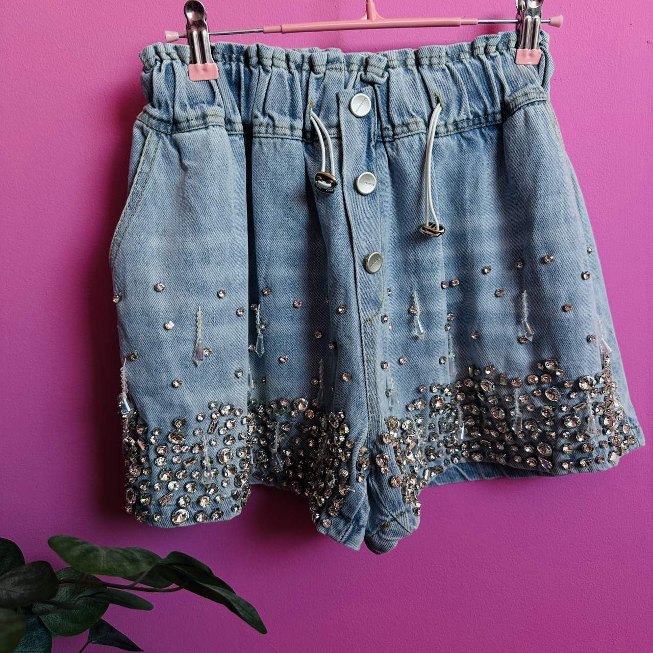 "GlamRock" Pantaloni scurți din denim cu sclipiri de atitudine [1]