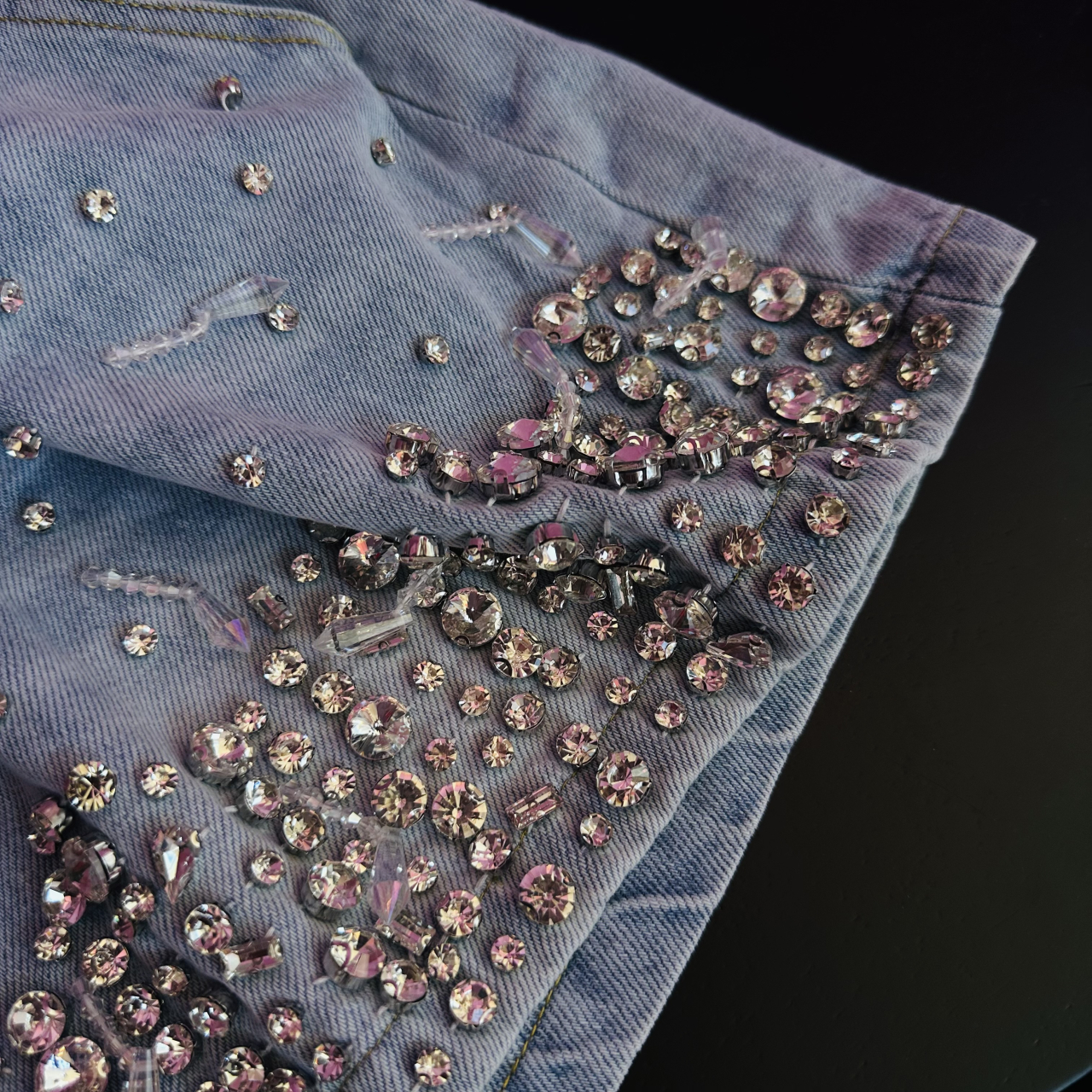 "GlamRock" Pantaloni scurți din denim cu sclipiri de atitudine [4]