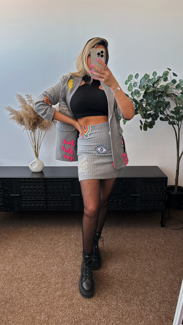 SACOU GRI CU DUNGI ȘI BRODERII COLORATE ALESSI [3]