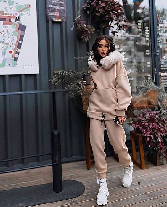 TRENING GROS OVERSIZE CU BLĂNIȚĂ ȘI GLUGĂ ALESSI [1]