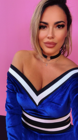 Treninguri - Alina – Treningul care îți îmbrățișează formele Albastru