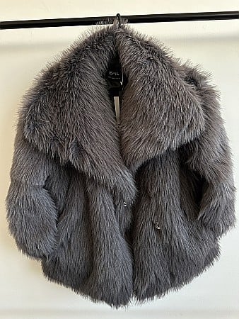 BLĂNIȚĂ PUFOASĂ GRI INCHIS ALESSI [2]