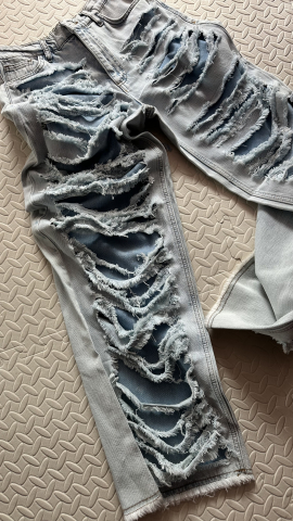 BLUGI OVERSIZE CU RUPTURI ADÂNCI ȘI TALIE ÎNALTA ALESSI [1]