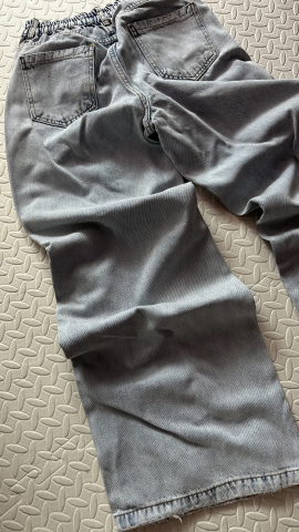 BLUGI OVERSIZED RUPȚI CU EFECT VINTAGE ALESSI [6]