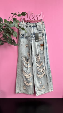 Blugi - BLUGI OVERSIZED RUPȚI CU EFECT VINTAGE ALESSI