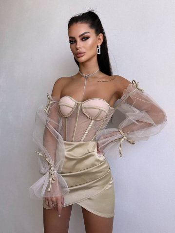 Rochii care Vorbesc - Compleu Elegant cu Corset Nude și Mâneci din Tulle Gold ALESSI
