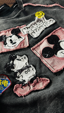 Compleu „Retro Mickey Mood” ALESSI [1]