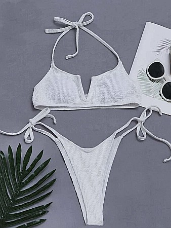 COSTUM DE BAIE 2 PIESE ALB JULIETA CU TEXTURĂ ȘI CUVETĂ ÎN V ALESSI [1]