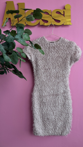 Rochii care Vorbesc - Elle – Rochia care fură priviri Alessi