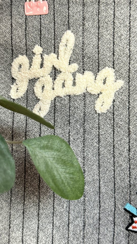 Mystic Mood – Fusta care citește priviri ALESSI [3]