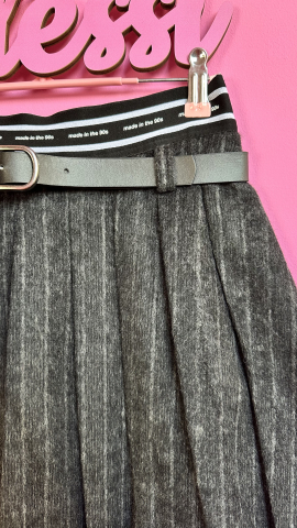 90’s Crush – Fusta care face legea în outfit ALESSI [2]