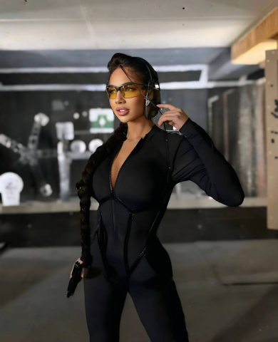 SALOPETĂ NEAGRĂ CU INSERȚII DIN PIELE NEAGRĂ ALESSI [2]