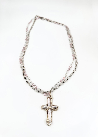 Coliere - Colier Sculptural 'Sacred Geometry' cu Pandant Cruce din Alamă Placată, Perlă și Cristale de Sticlă