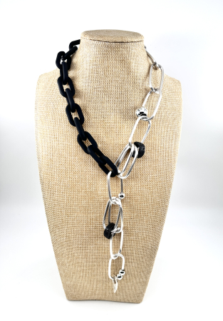 Coliere - Colier Sculptural 'Eclipsă' din Metal Texturat, Rășină și Piatră Vulcanică