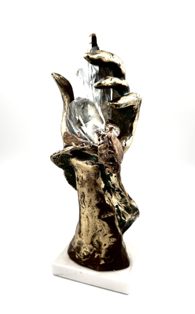 Obiecte de Arta - Sculptură 'Mana Destinului' din Bronz Turnat și Cristal Brut,artist Dan Bancila