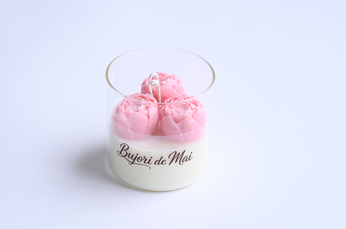 Lumânare parfumata din ceară naturală de  cocos și soia - Bujori de Mai [2]