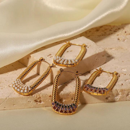 Cercei Geometric Pearl Drop [2]