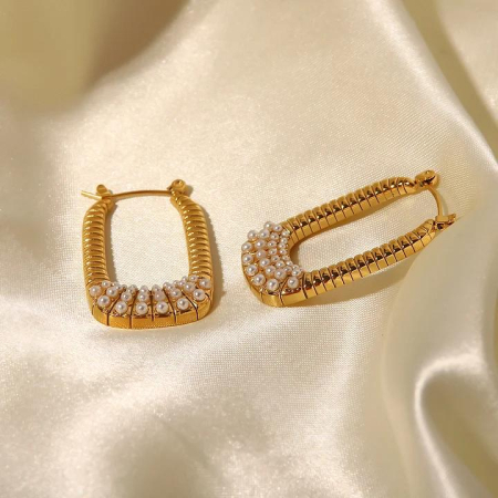 Cercei Geometric Pearl Drop [1]