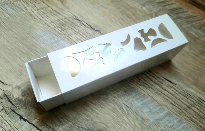 CUTIE 5-6 MACARONS CU FEREASTRA DANTELATA, MAC2ADT- ALB, SET 5 BUC [4]