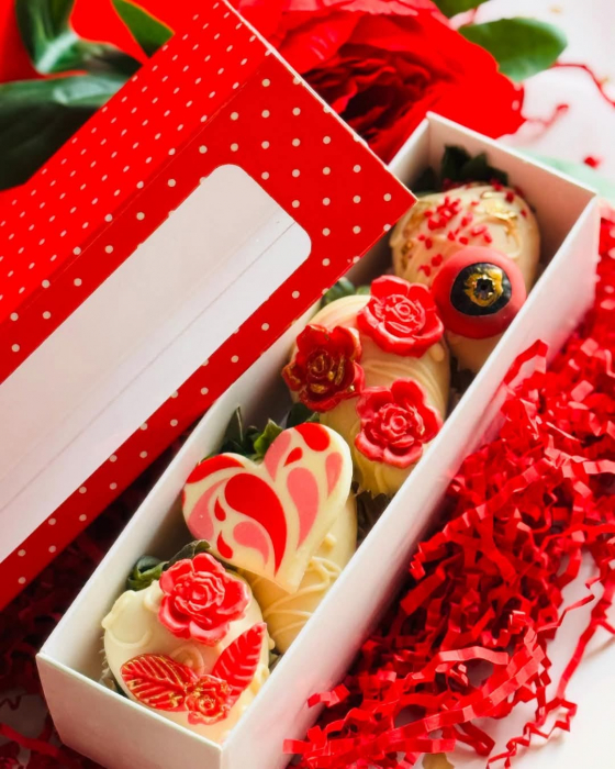 MAC3- ROSU CU PUNCTE [2]