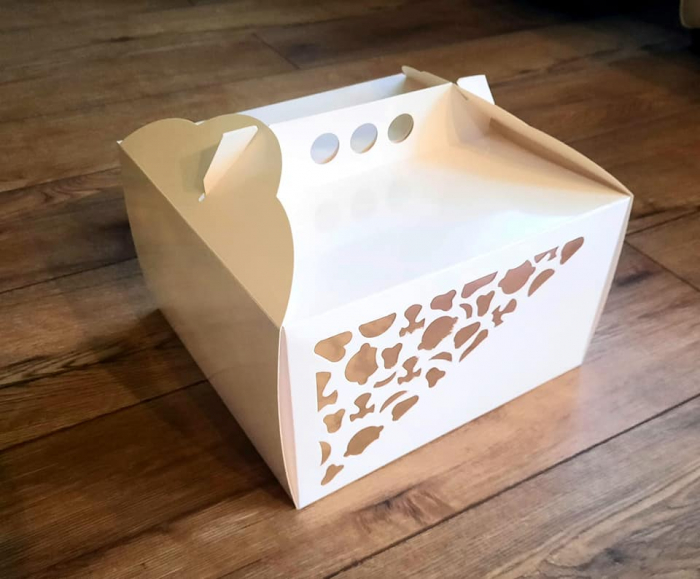 CUTIE TORT 25X25X15 CM, CU FEREASTRA DANTELATA, DT1- ALB, SET 5 BUC [4]