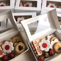 CUTII MINIPRAJITURI SAU MACARONS,15X10X5.5 CM, COD D00- ALB, SET 5 BUC [6]