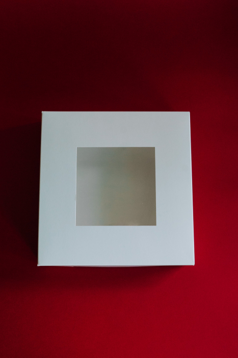 CUTII MINIPRAJITURI SAU MACARONS, 23X23X5 CM, COD D5- ALB, SET 5 BUC [8]