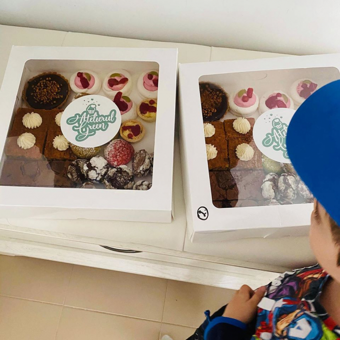 SMART BOX 30X30X8 CM, CU FEREASTRA, COD SB2F ALB, SET 5 BUC [4]