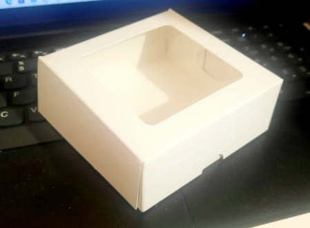 Cutie E11: 10x10x4, cu fereastra si tavita, alb lucios [3]