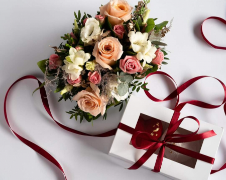 Scatole Medie e Grandi per 10–40 Macarons - CUTII MINIPRAJITURI SAU MACARONS,15X10X5.5 CM, COD D00- ALB, SET 5 BUC