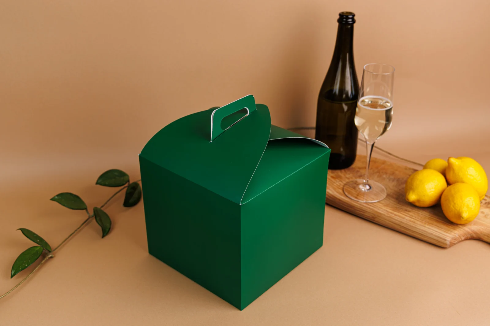 Scatola con manico per Panettone o Torta, 20x20x18 cm, Colore Verde, Codice PAN1-Verde, Set 5 Pezzi [1]