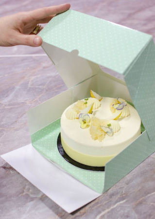 Scatole Alte con Finestra per Pasticcini - Cutie Smart Box 20x20x8 cm, cu fereastra si tavita, verde cu puncte