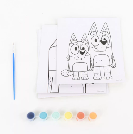 Set de pictat Bluey albastru 30×23 cm – 6 imagini + 6 culori – Almido - ideal pentru copii [1]