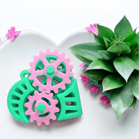 IDEI CADOURI - breloc-love-gear-3d-print-personalizat.jpg