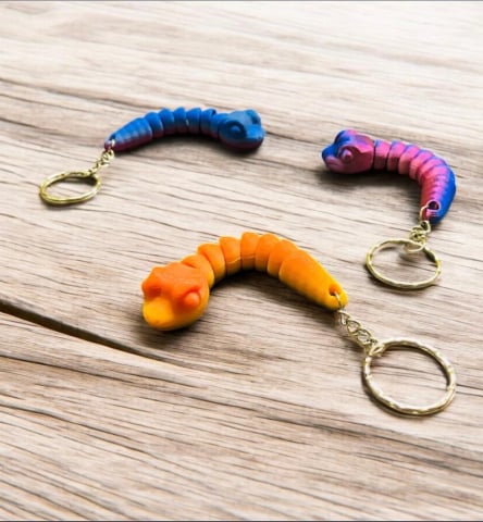 IDEI CADOURI - breloc-snake-3d-print