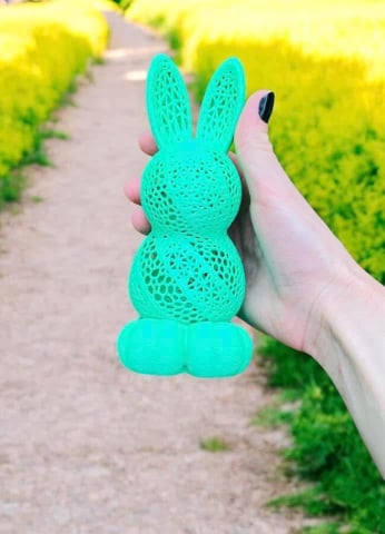 PASTE - iepuras-voronoy-cu-lumanare