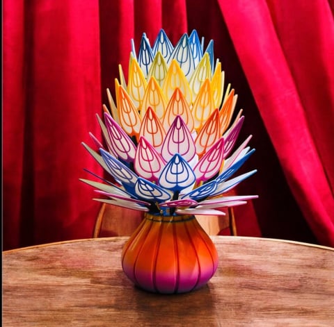 IDEI CADOURI - lampa-lotus-multicolora-alore-magic-3d-print
