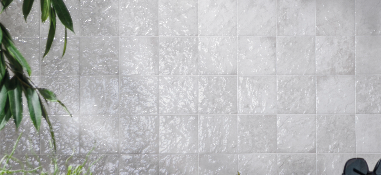 Gresie/Faianta portelanata reliefata, Keystone White Brillo 15x15, alb, finisaj lucios [2]