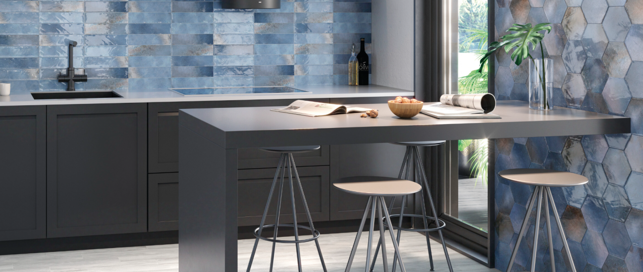 Faianta portelanata reliefata, Moon Blue 7.5x30, albastru, finisaj lucios [2]