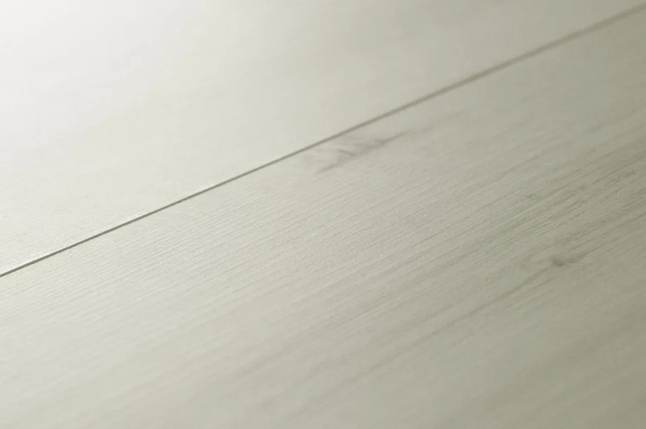 Parchet laminat 10 mm Diamond 4V Cartago Oak 62190 clasa 33, AC5 [6]